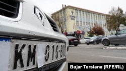 A car with Serbian-issued KM license plate in North Mitrovica