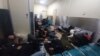 По словам депортированных мигрантов, на протяжении нескольких суток они находятся в аэропорту без элементарных условий