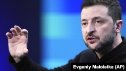 Президент України Володимир Зеленський, якого американський колега Дональд Трамп назвав «диктатором без виборів»