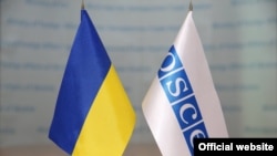 У своїй заяві Україна знову закликала Росію «припинити незаконну окупацію Криму, мілітаризацію Чорного й Азовського морів і зупинити агресію проти України