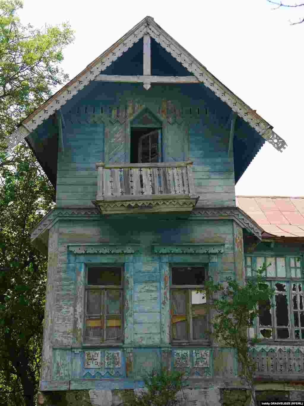В советский период «дача Берия» после его осуждения и расстрела в 1953 году оставалась в собственности МВД СССР