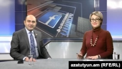 «Լուսավոր Հայաստան»-ի ղեկավար Էդմոն Մարուքյանը Ֆեյսբուքյան ասուլիսի ժամանակ, Երևան, 16-ը դեկտեմբերի, 2019թ․