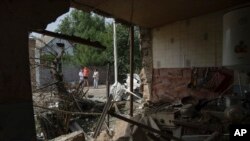 Руйнування в Нікополі внаслідок обстрілів, фото ілюстративне