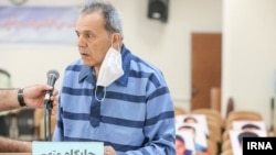 جمشید شارمهد مرداد سال ۱۳۹۹ در جریان سفری به امارات متحده عربی، توسط مأموران جمهوری اسلامی در دوبی ربوده و به ایران منتقل شد
