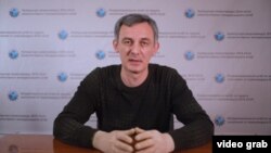 Член Оперативного штаба, врач-хирург и депутат парламента Алхас Джинджолия