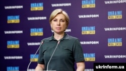 «Питання є не стільки юридичним, скільки політичним», каже урядовиця