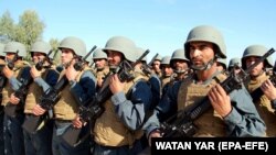 شماری از منسوبین پولیس ملی افغانستان 