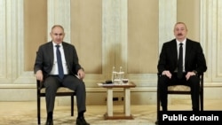 UAE - Armenian Prime Minister Nikol Pashinian and Azerbaijani President Ilham Aliyev meet in Abu Dhabi, July 10, 2025.