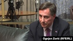 Председатель комитета по иностранным делам Европарламента Дэвид Макалистер