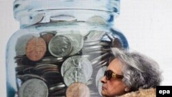 دولت یونان متعهد شده است در ازای برخورداری از پشتیبانی، به یک سیاست قاطع در راستای ریاضت کشی اقتصادی روی آورد. آیا جامعه یونان این ریاضت کشی را خواهد پذیرفت؟ 